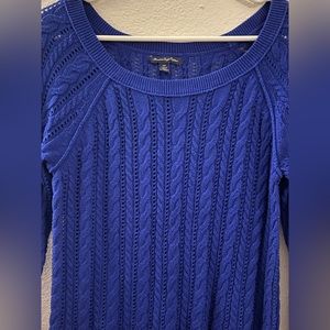 American Eagle Outfitters Sweater